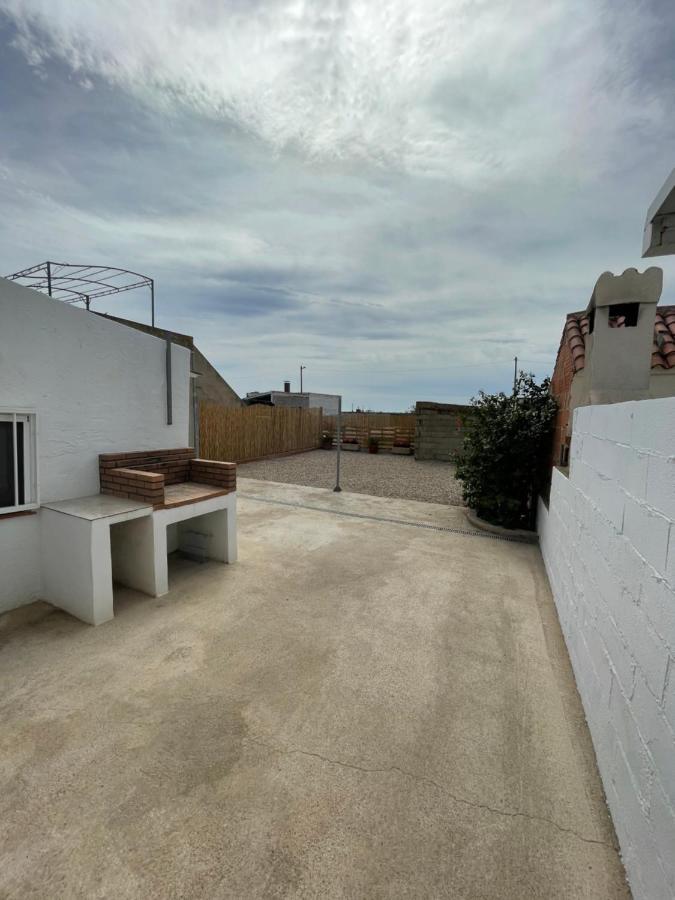 La Caseta Del Iaios Els Muntells Luaran gambar